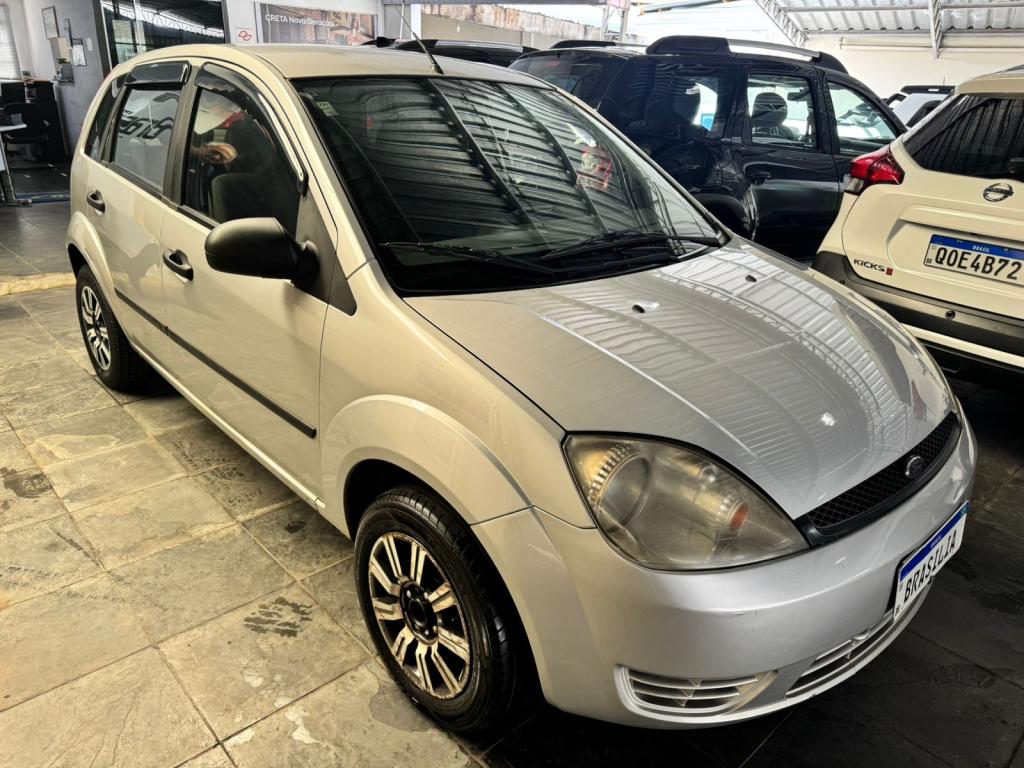 FORD Fiesta Hatch - Foto