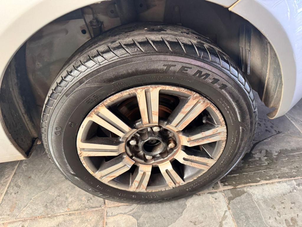 FORD Fiesta Hatch - Foto