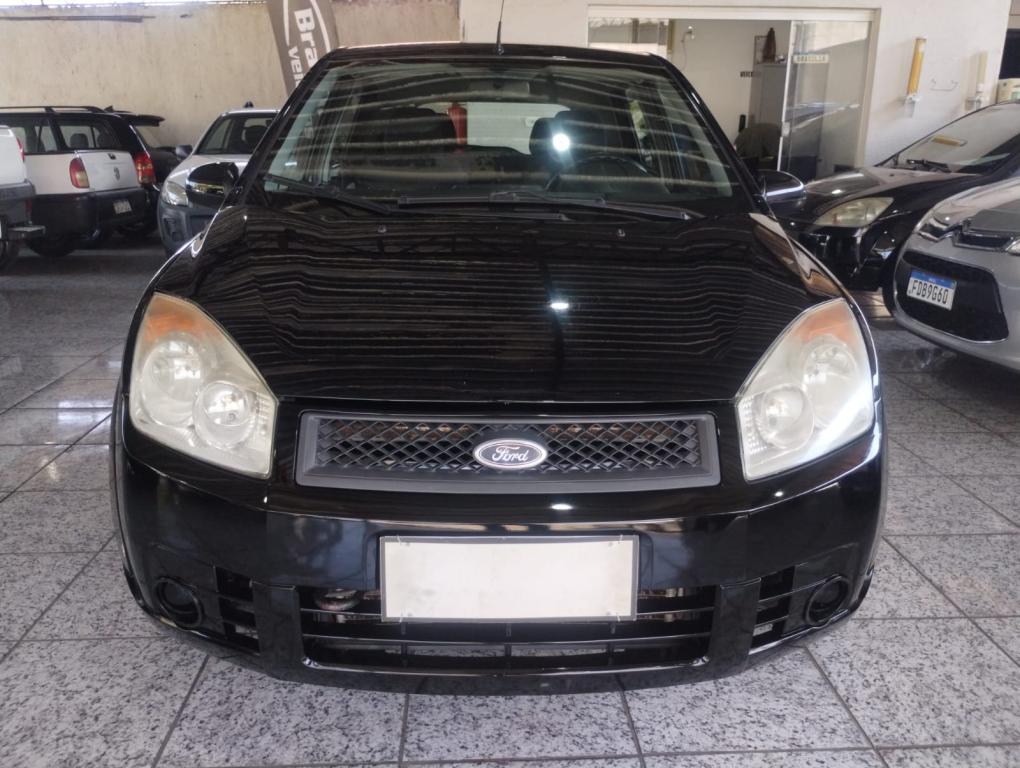 FORD Fiesta Hatch - Foto