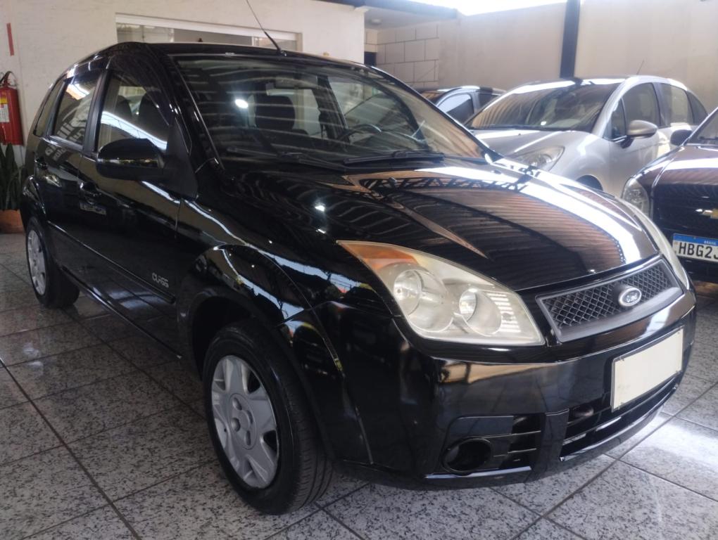 FORD Fiesta Hatch - Foto