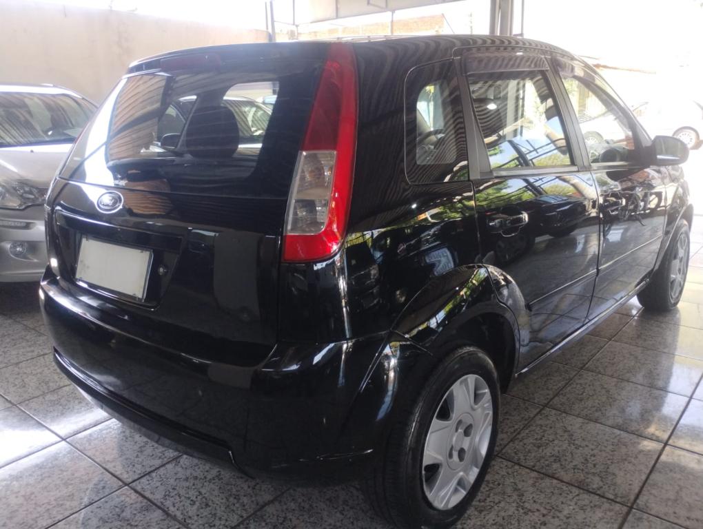 FORD Fiesta Hatch - Foto