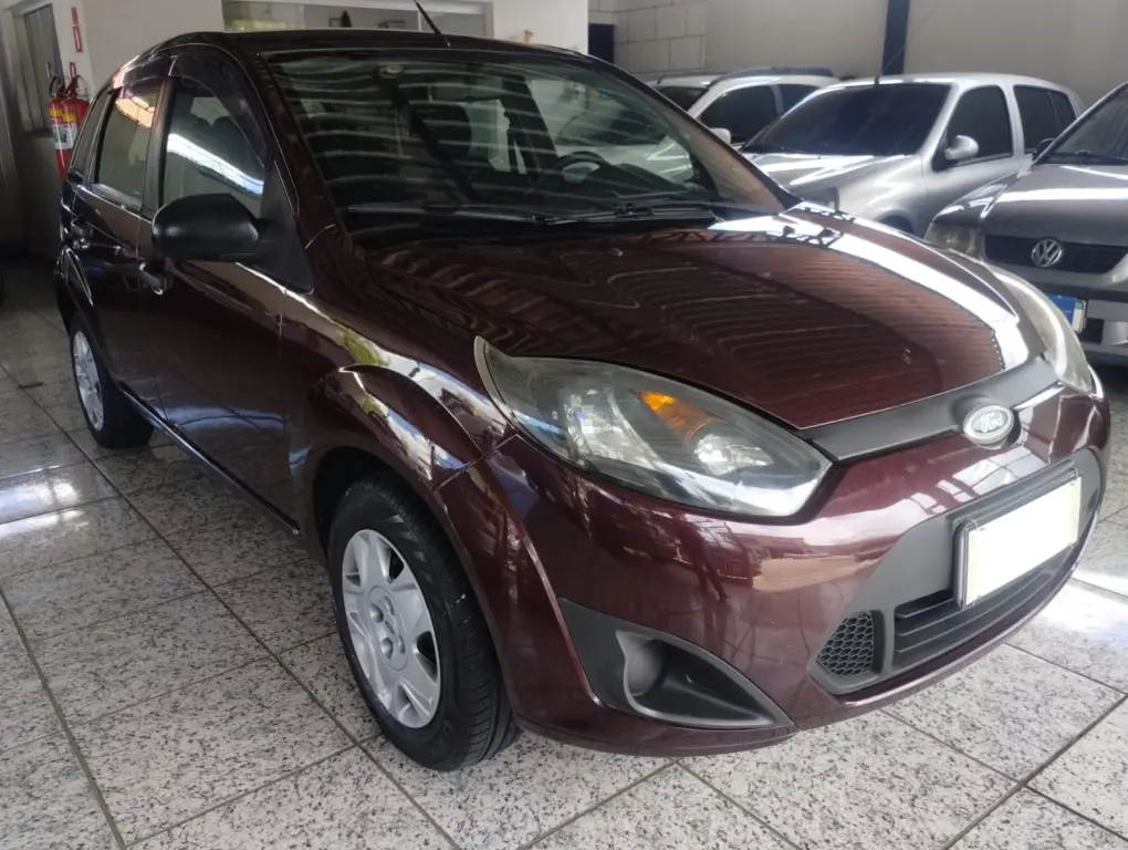 FORD Fiesta Hatch - Foto