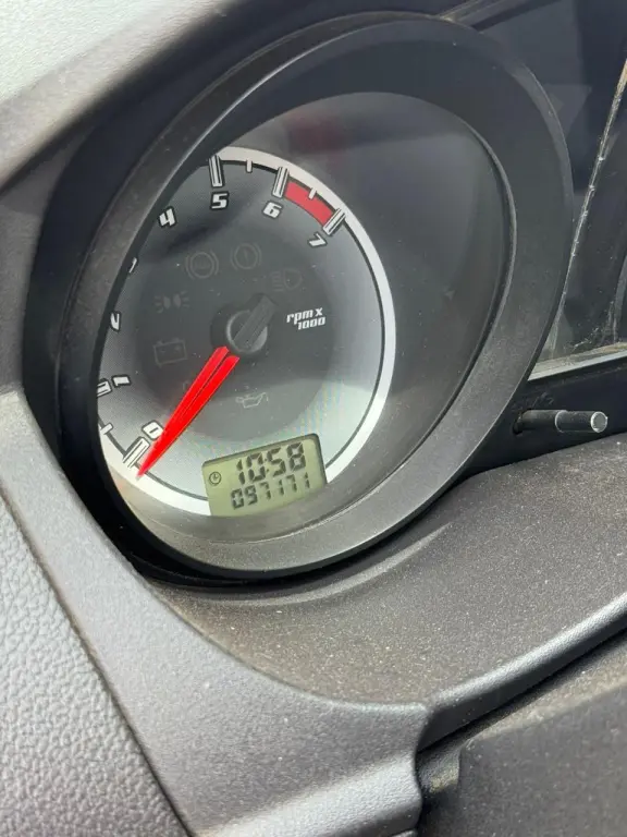 FORD Fiesta Hatch - Foto