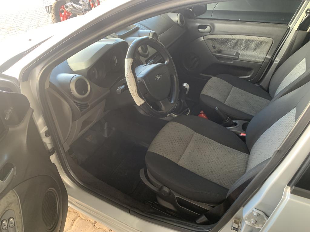 FORD Fiesta Hatch - Foto