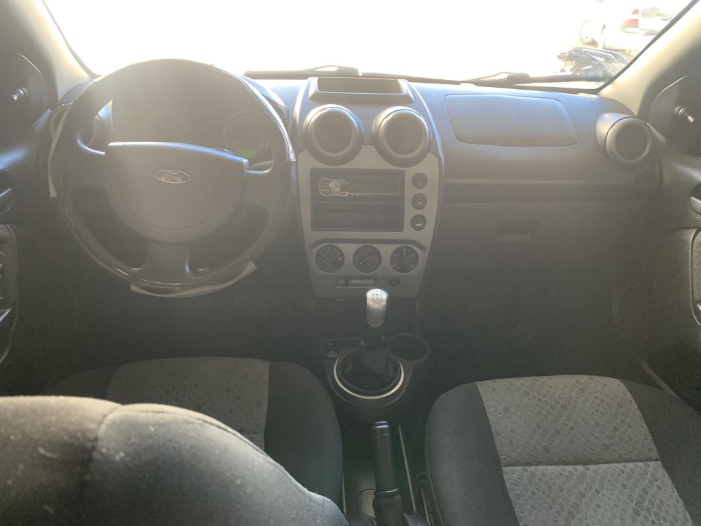 FORD Fiesta Hatch - Foto