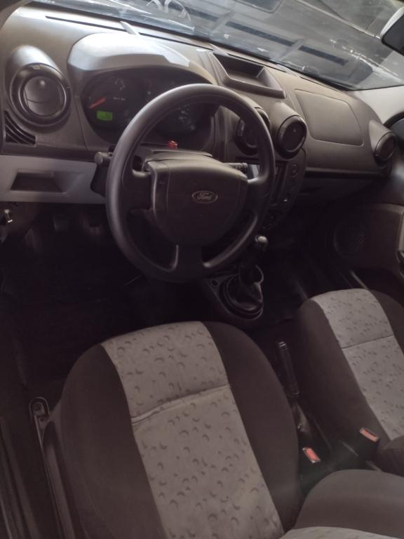 FORD Fiesta Hatch - Foto