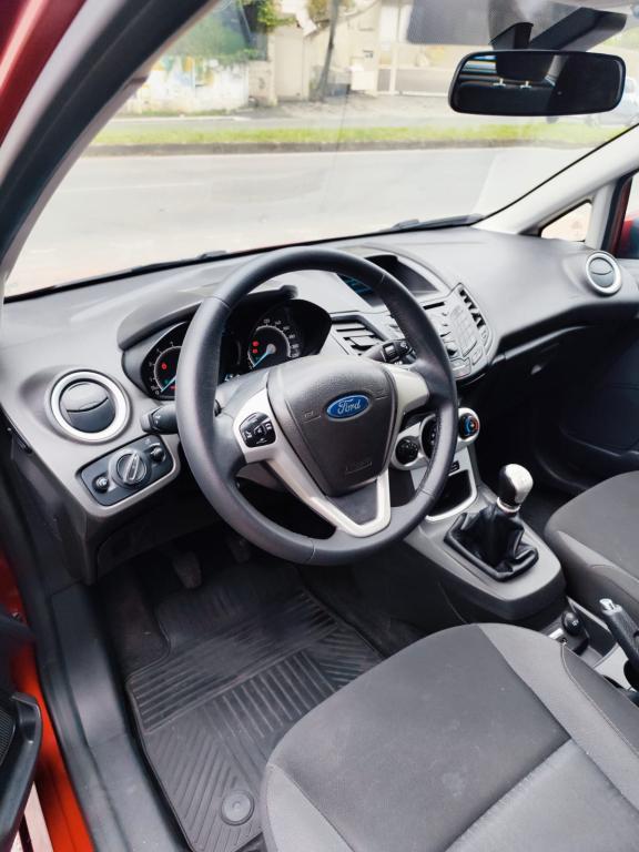 FORD Fiesta Hatch - Foto