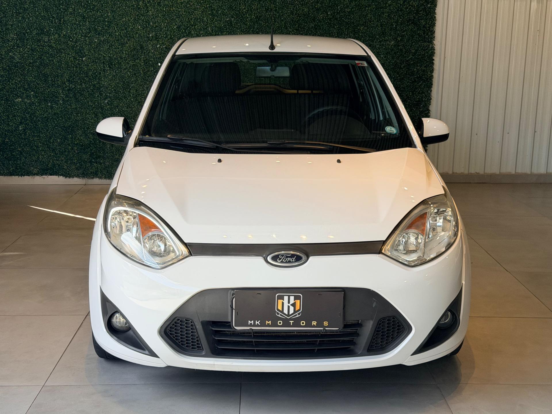 FORD Fiesta Hatch - Foto