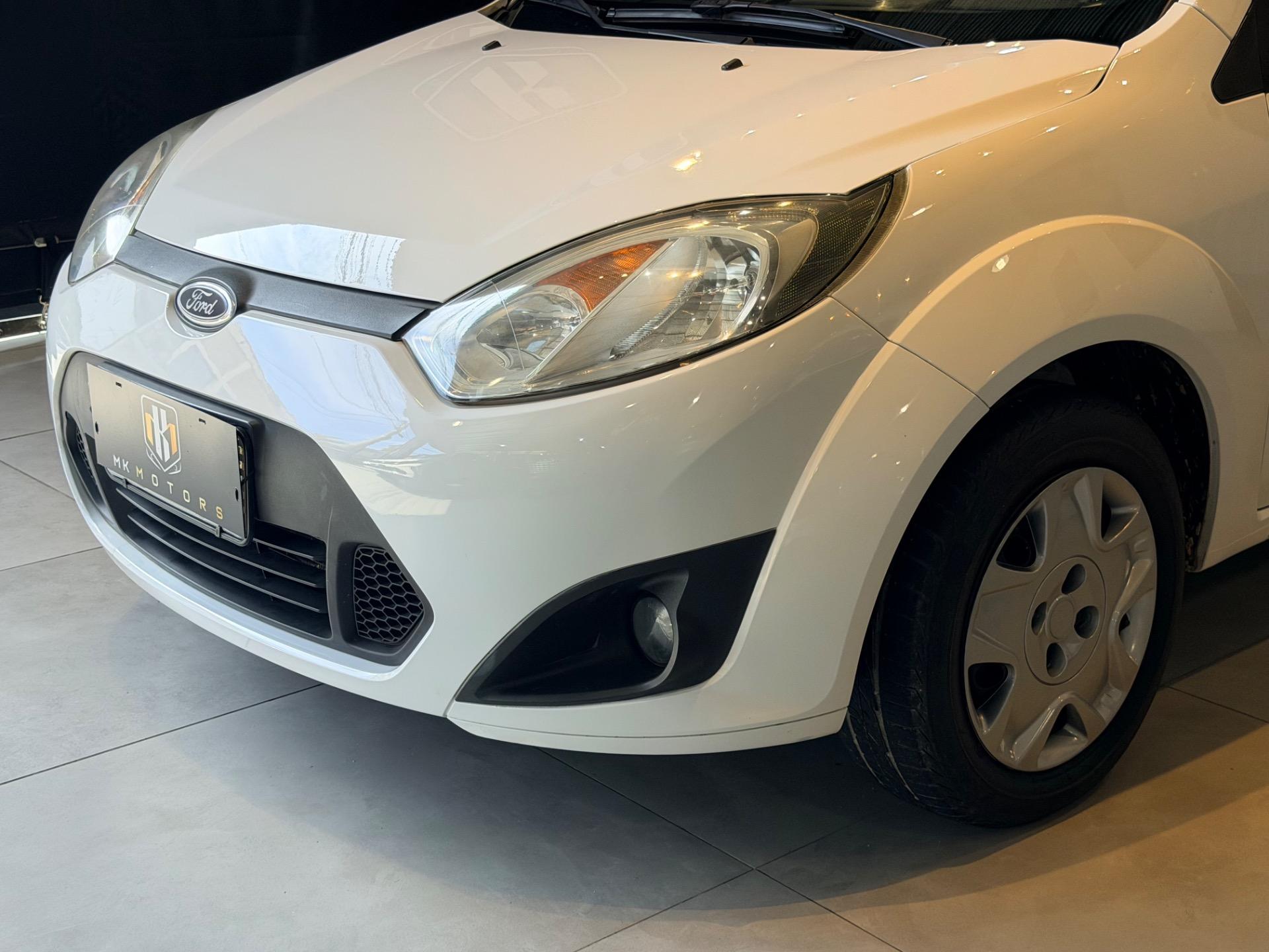 FORD Fiesta Hatch - Foto