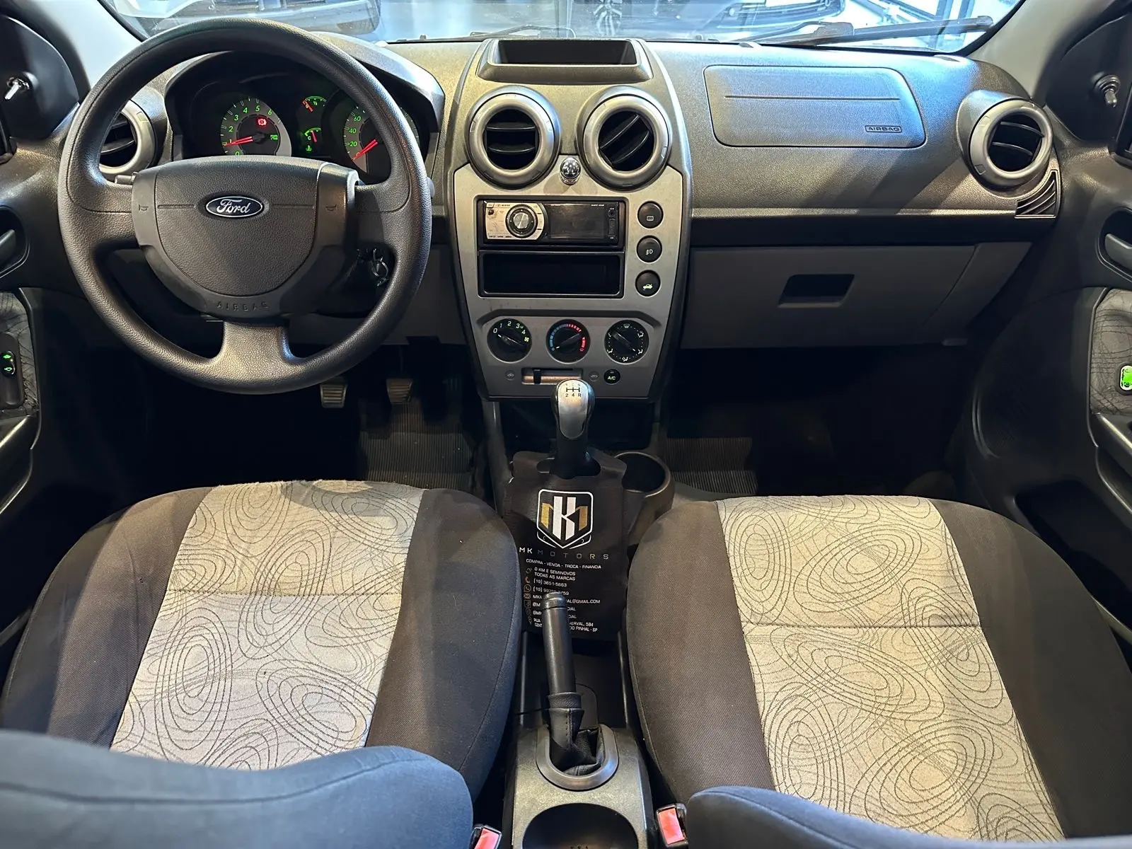 FORD Fiesta Sedan - Foto