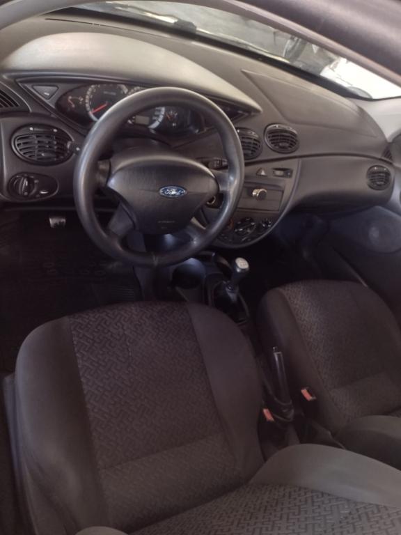 FORD Focus Hatch - Foto