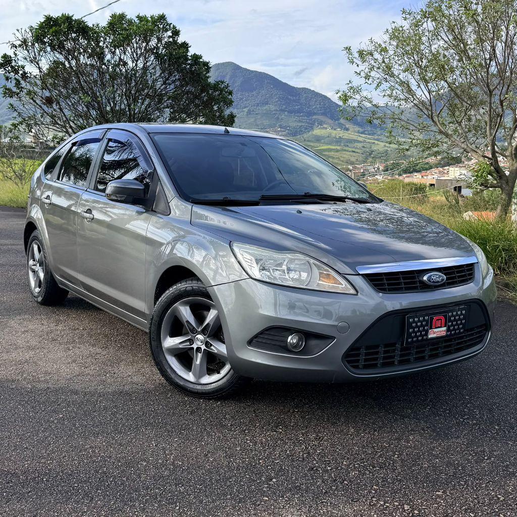 FORD Focus Hatch - Foto