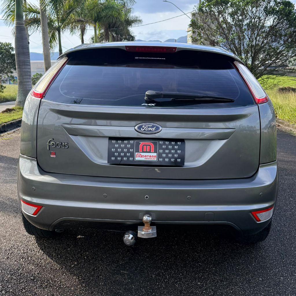 FORD Focus Hatch - Foto