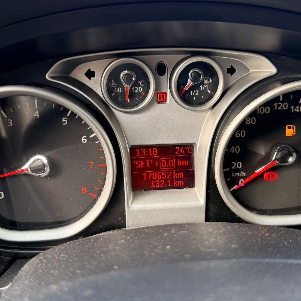 FORD Focus Hatch - Foto