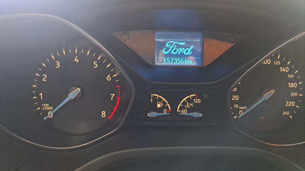 FORD Focus Sedan - Foto