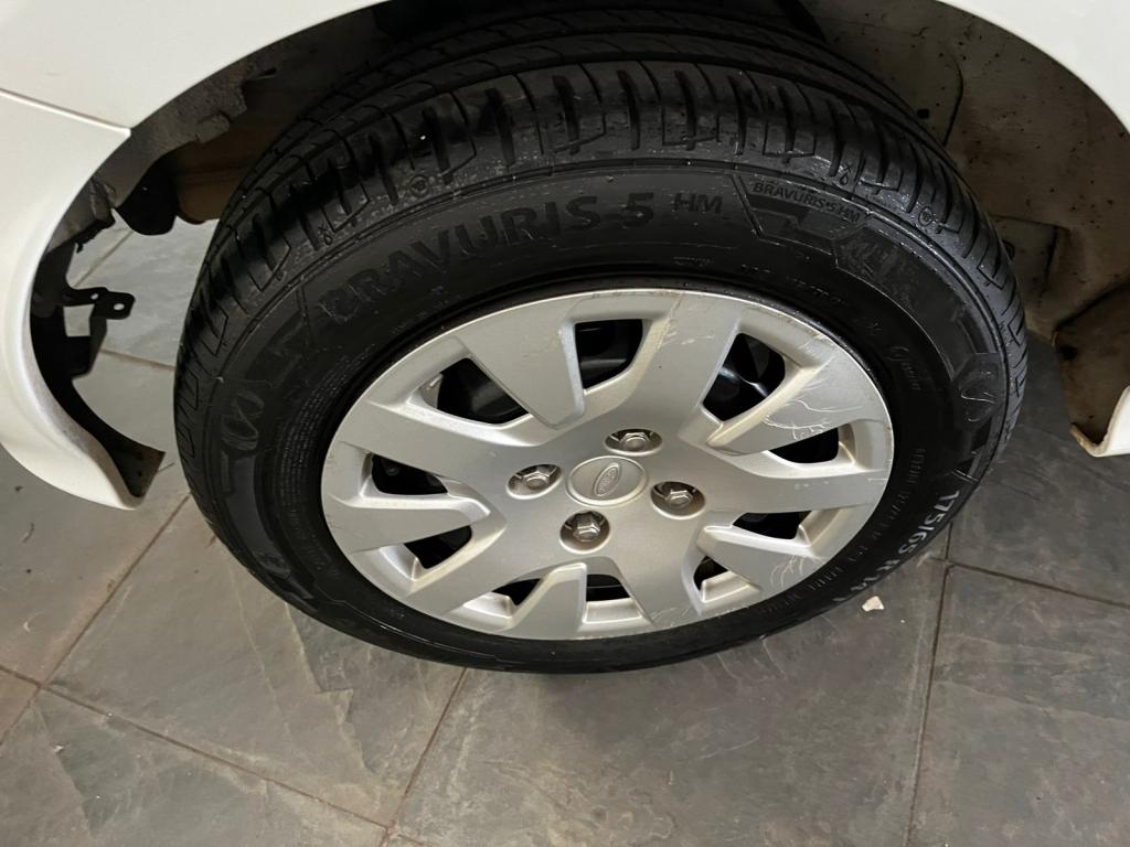 FORD Ka Hatch - Foto