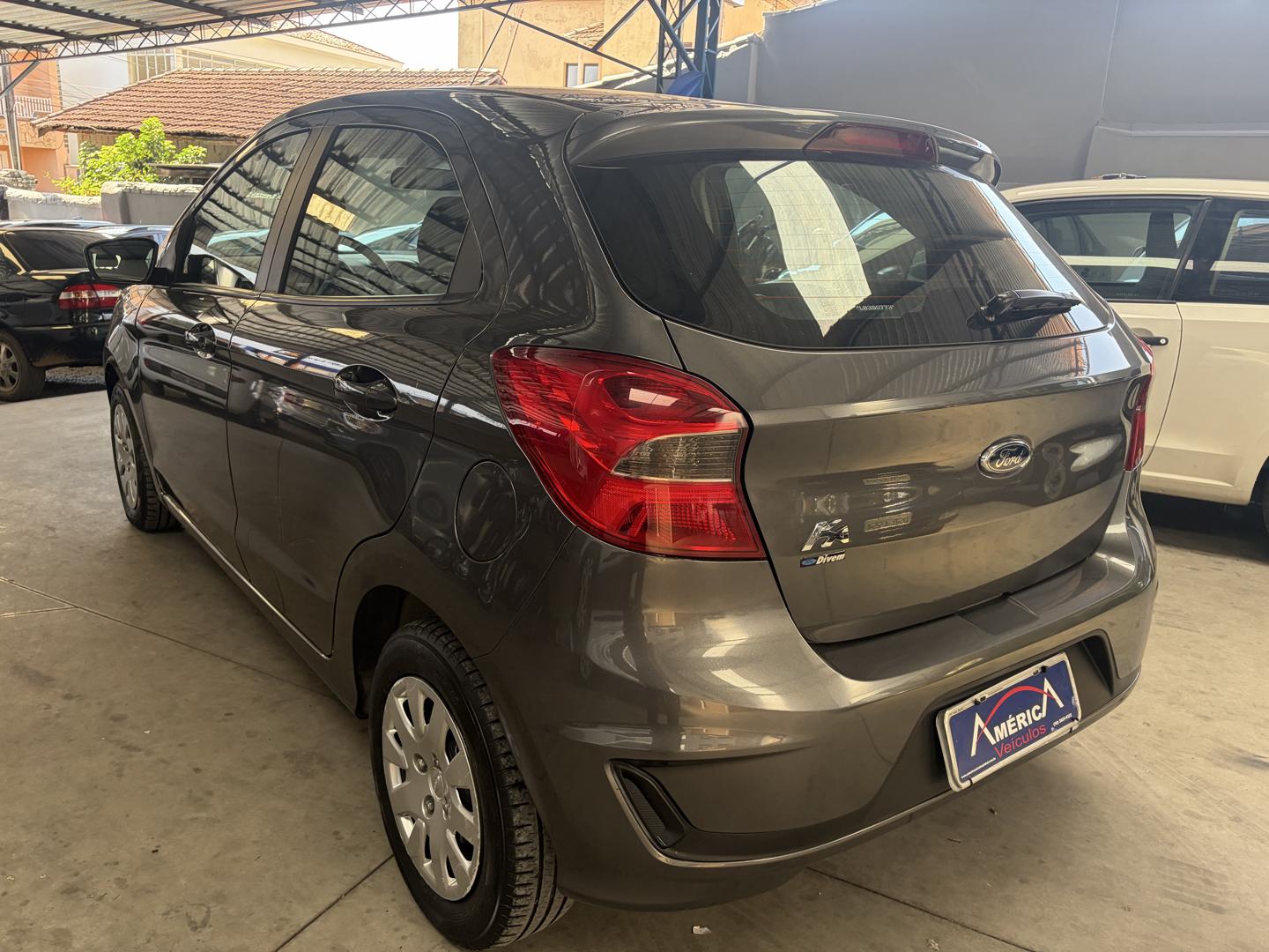 FORD Ka Hatch - Foto