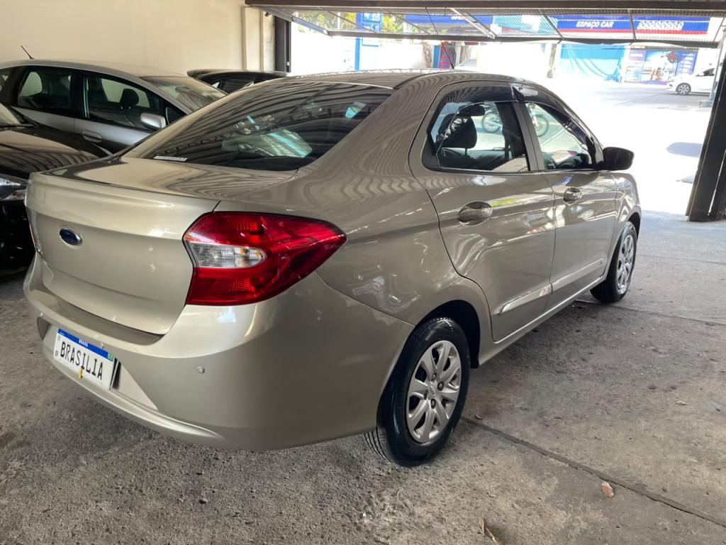FORD Ka + Sedan - Foto