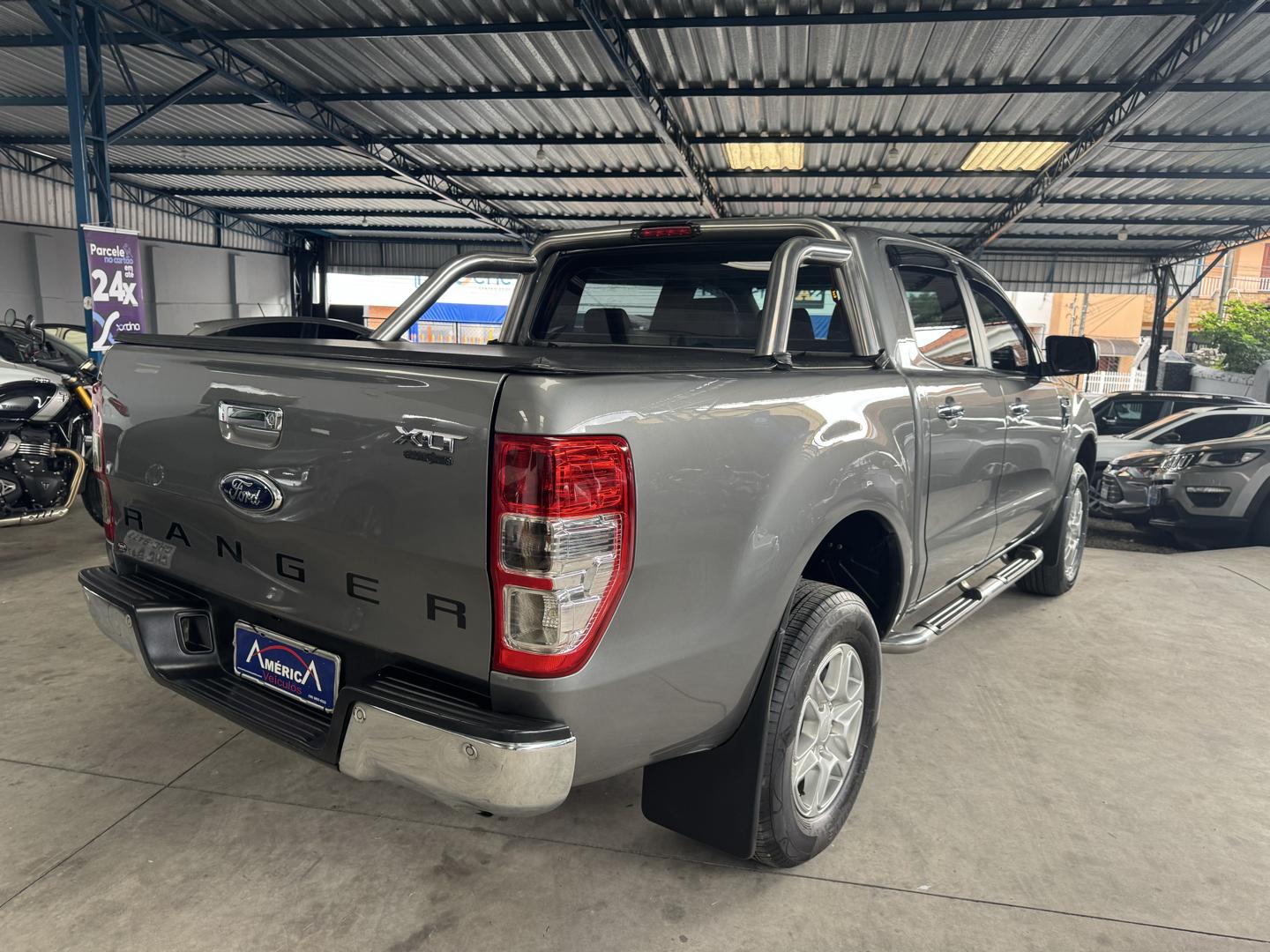 FORD Ranger - Foto