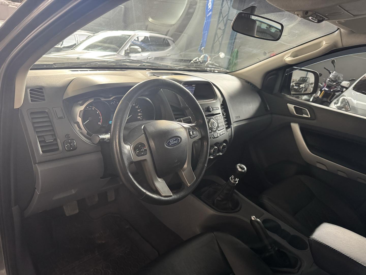 FORD Ranger - Foto