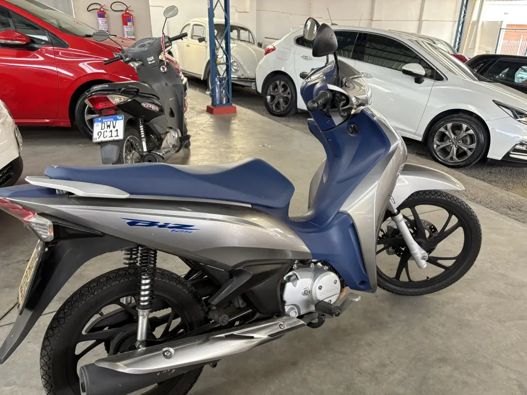 HONDA Biz 125 - Foto