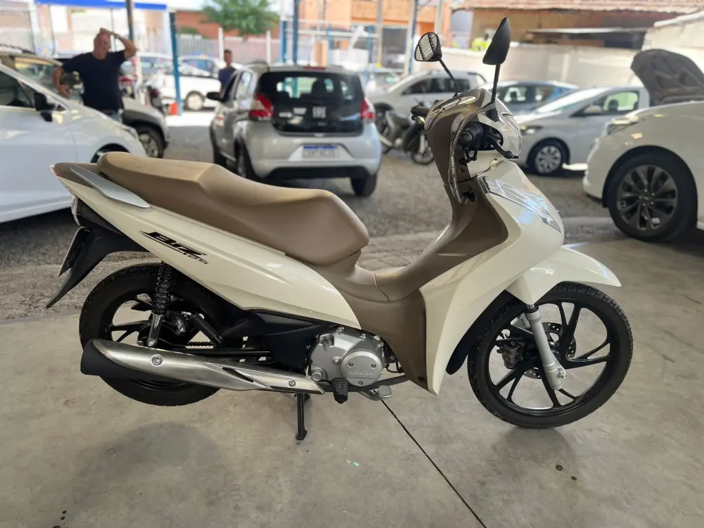 HONDA Biz 125 - Foto