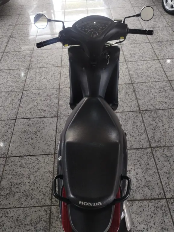 HONDA Biz 125 - Foto