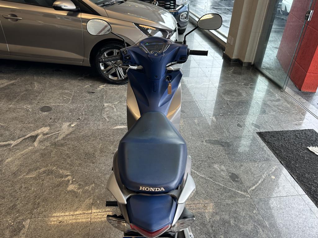 HONDA Biz 125 - Foto