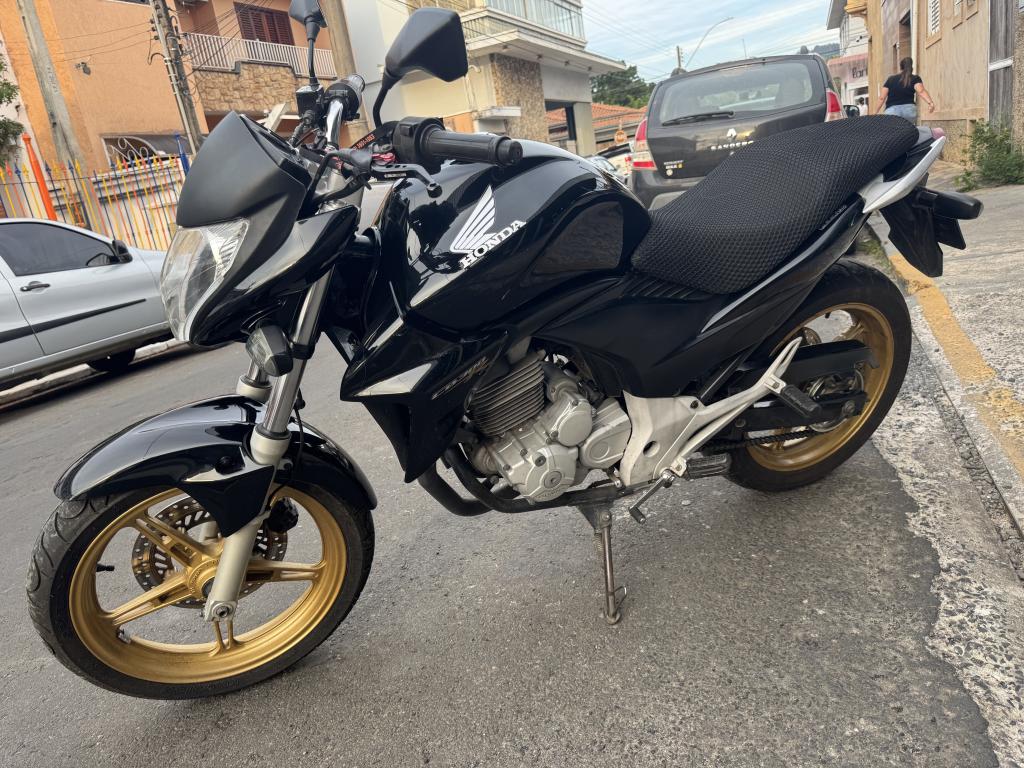 HONDA CB 300 R - Foto