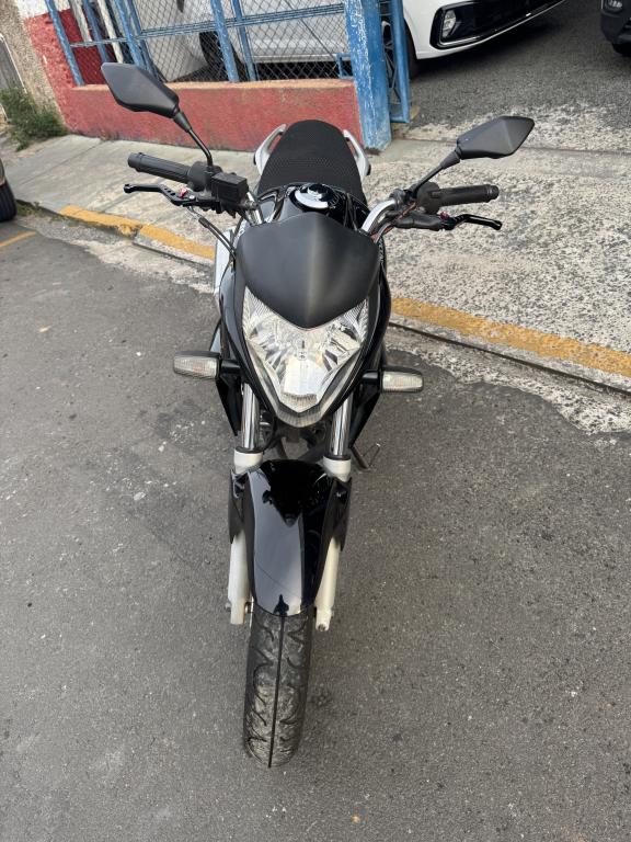 HONDA CB 300 R - Foto