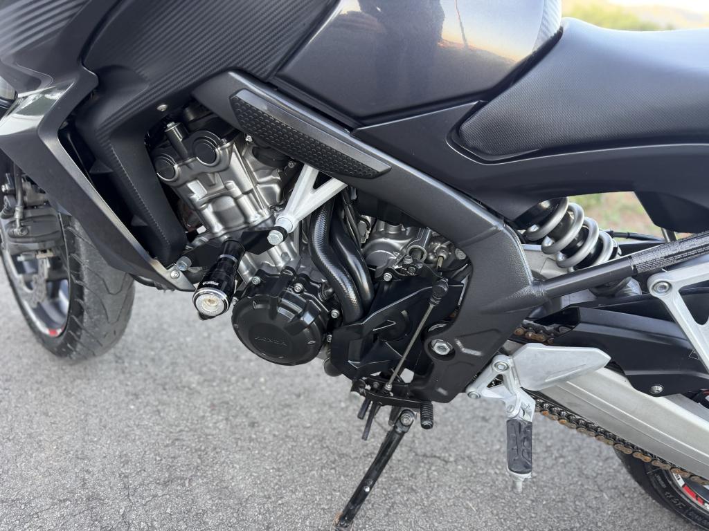 HONDA CB 650 F - Foto