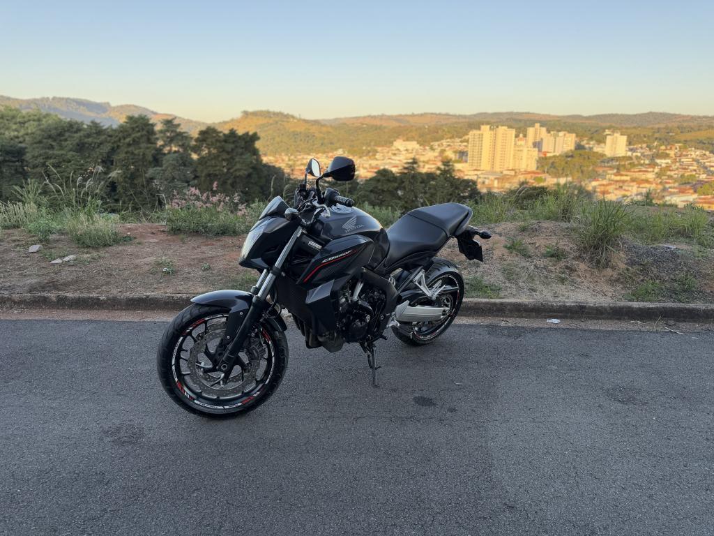 HONDA CB 650 F - Foto