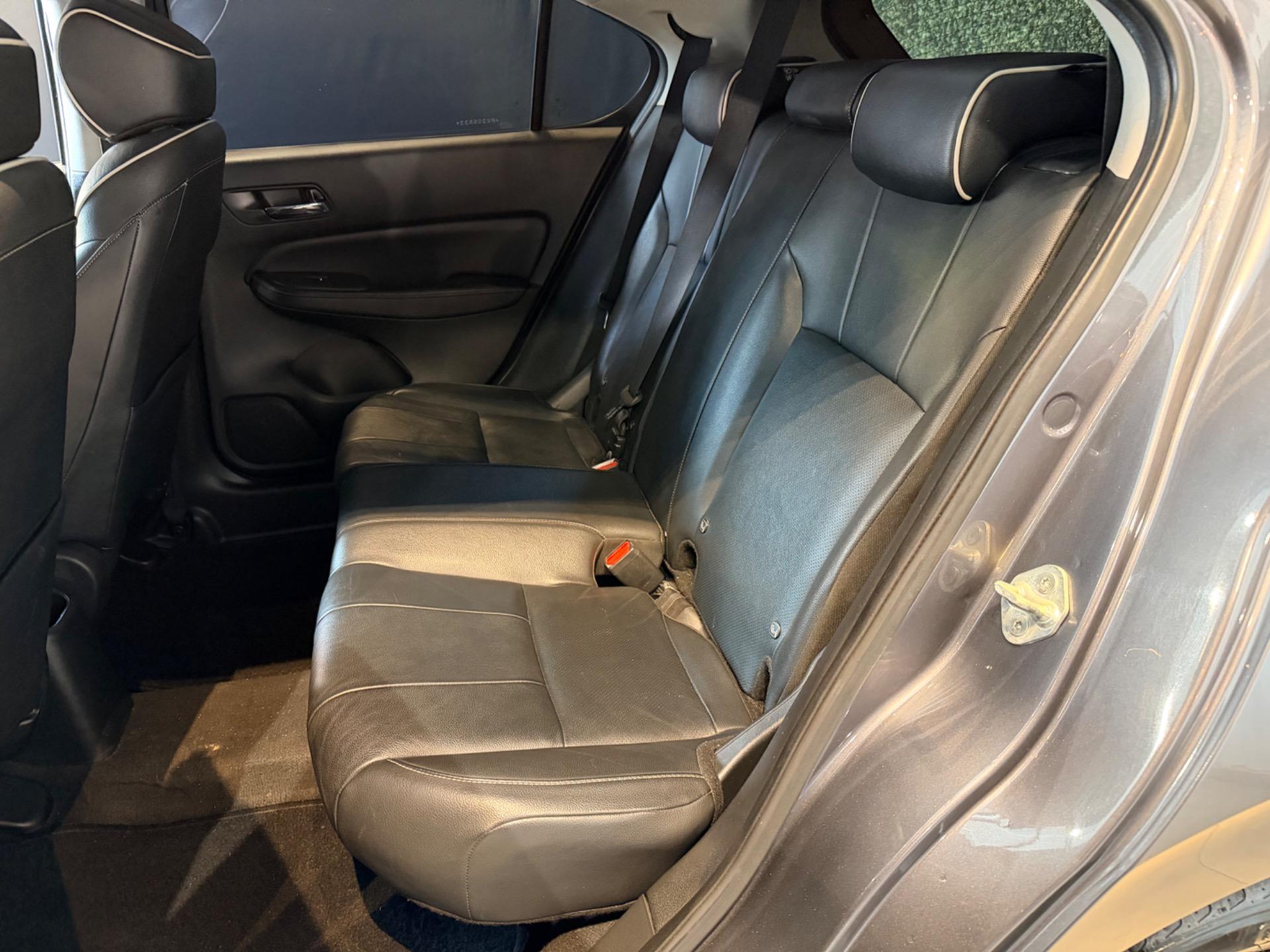 HONDA City Hatch - Foto