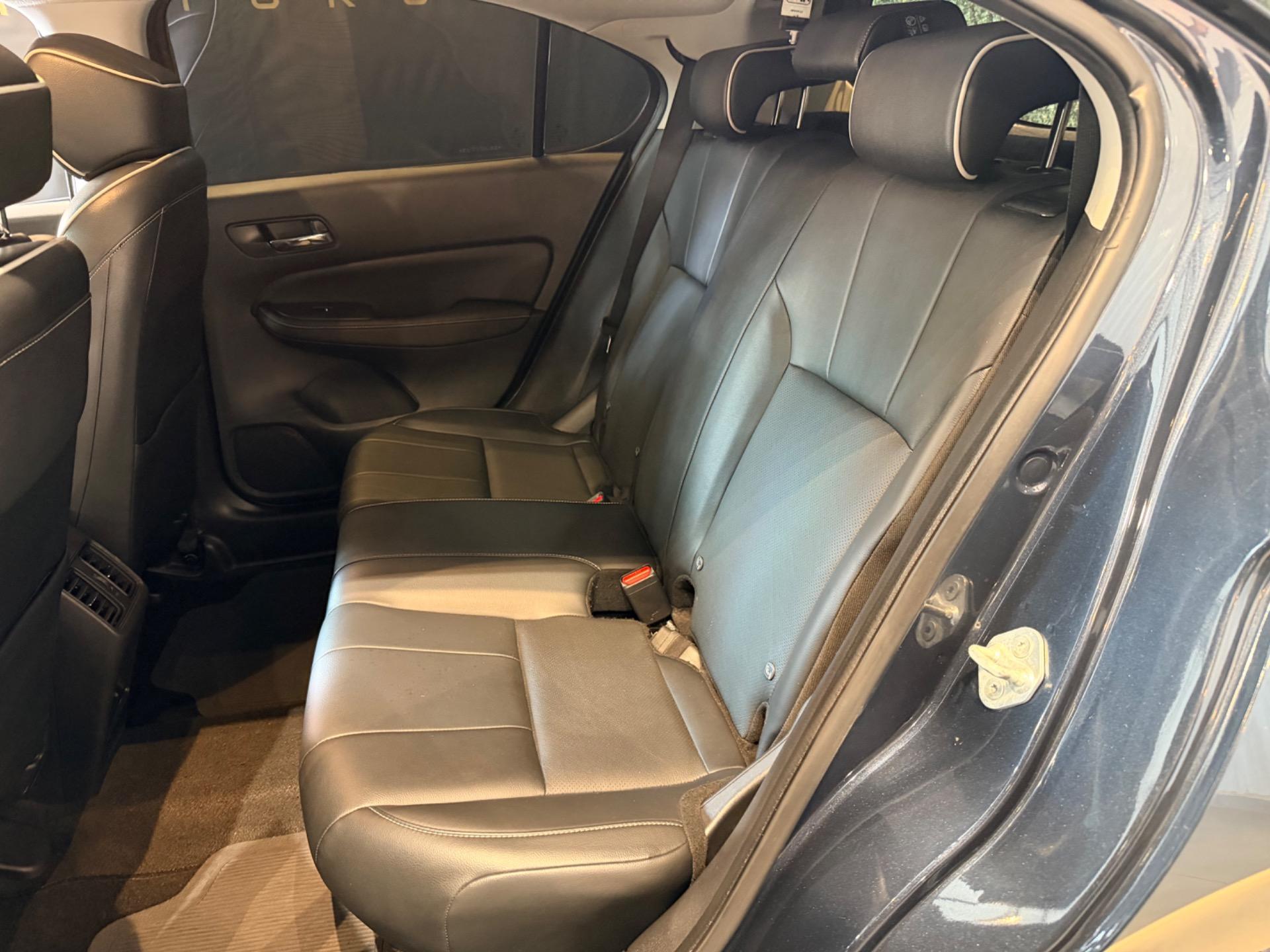 HONDA City Hatch - Foto