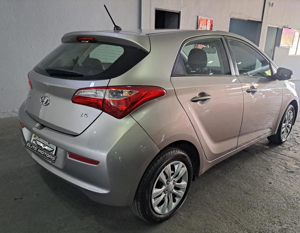 HYUNDAI HB 20 Hatch - Foto