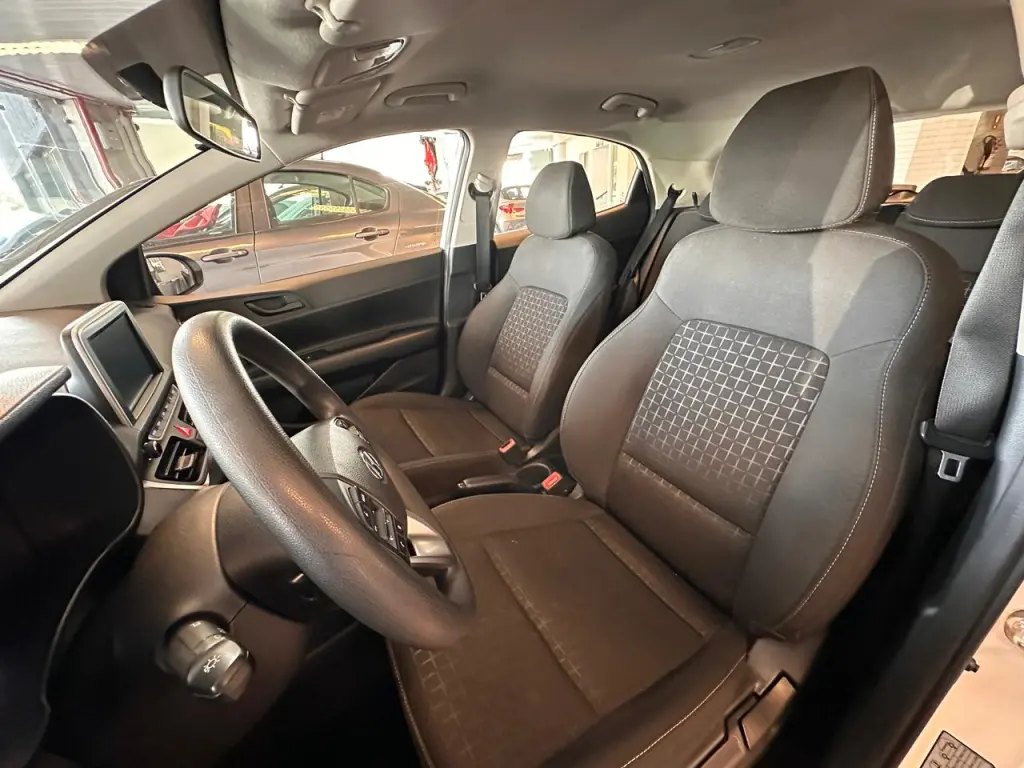 HYUNDAI HB 20 Hatch - Foto