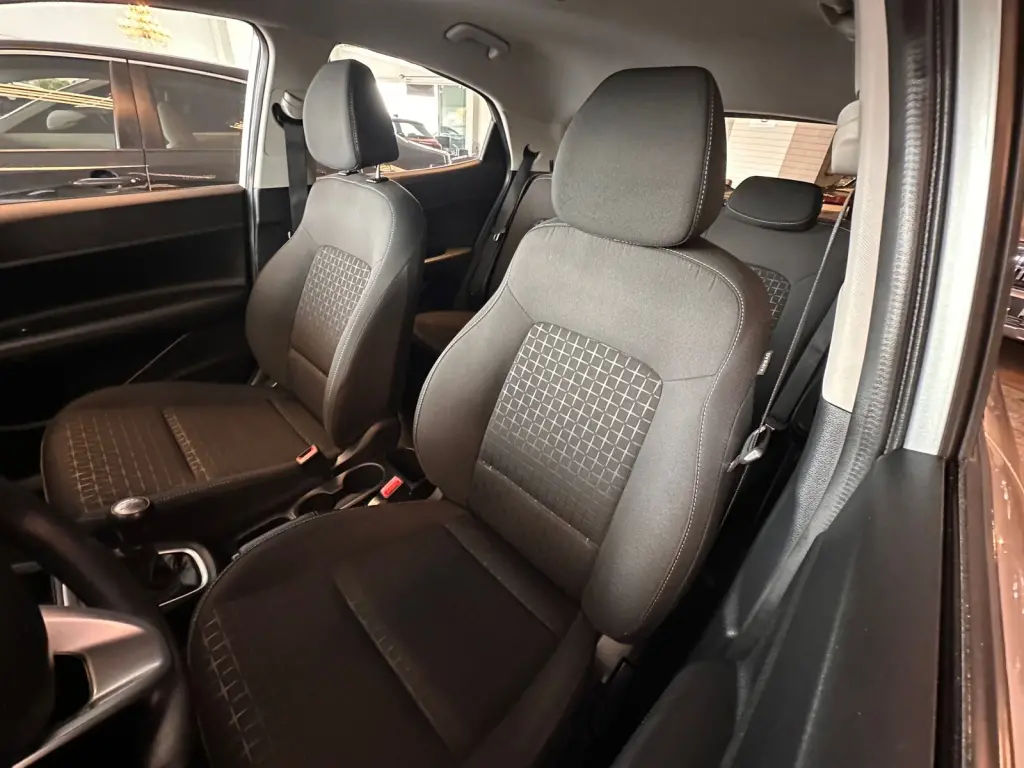 HYUNDAI HB 20 Hatch - Foto