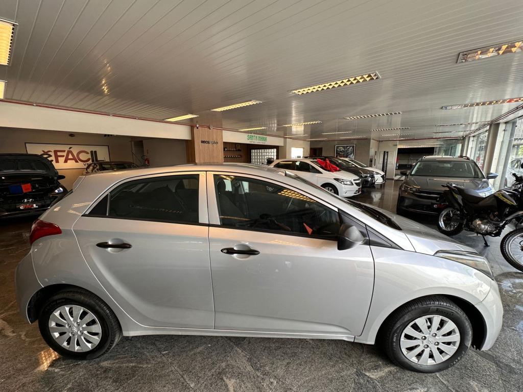 HYUNDAI HB 20 Hatch - Foto