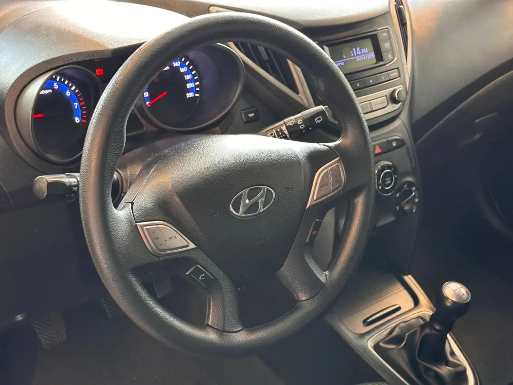 HYUNDAI HB 20 Hatch - Foto