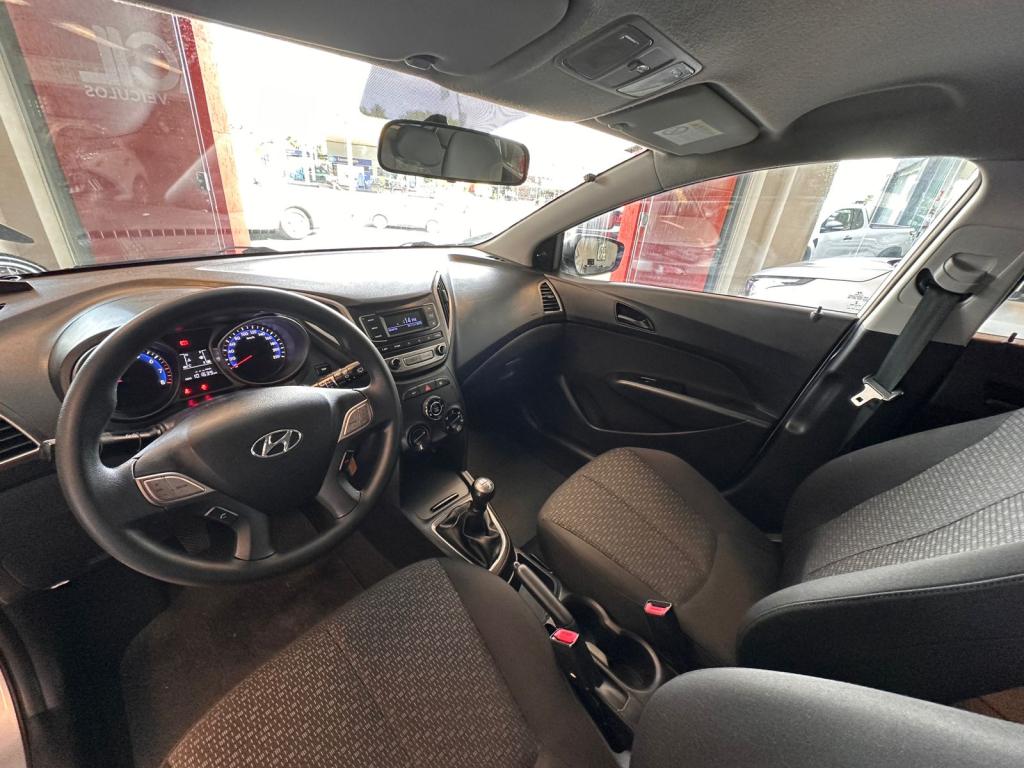 HYUNDAI HB 20 Hatch - Foto