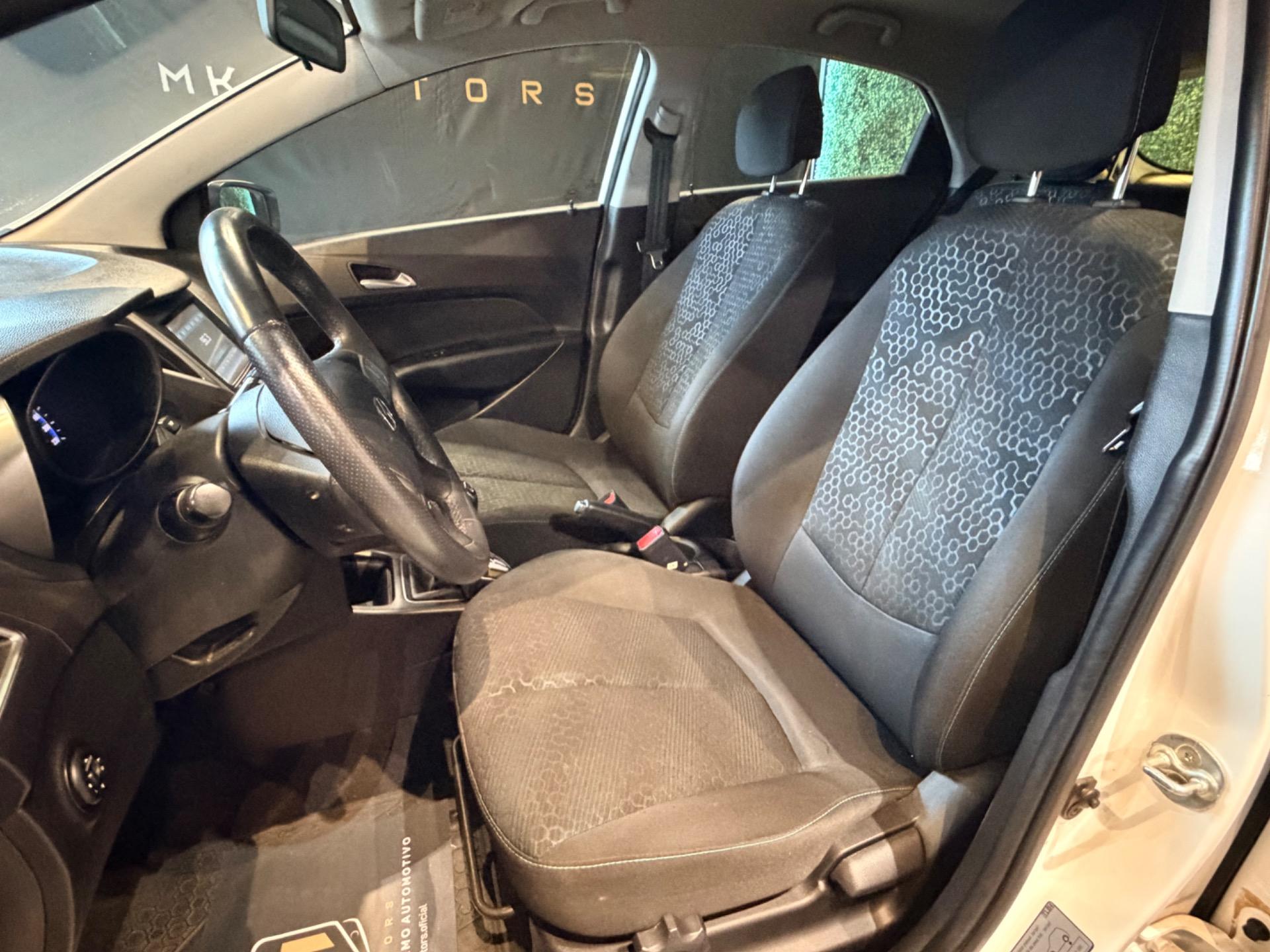 HYUNDAI HB 20 Hatch X - Foto