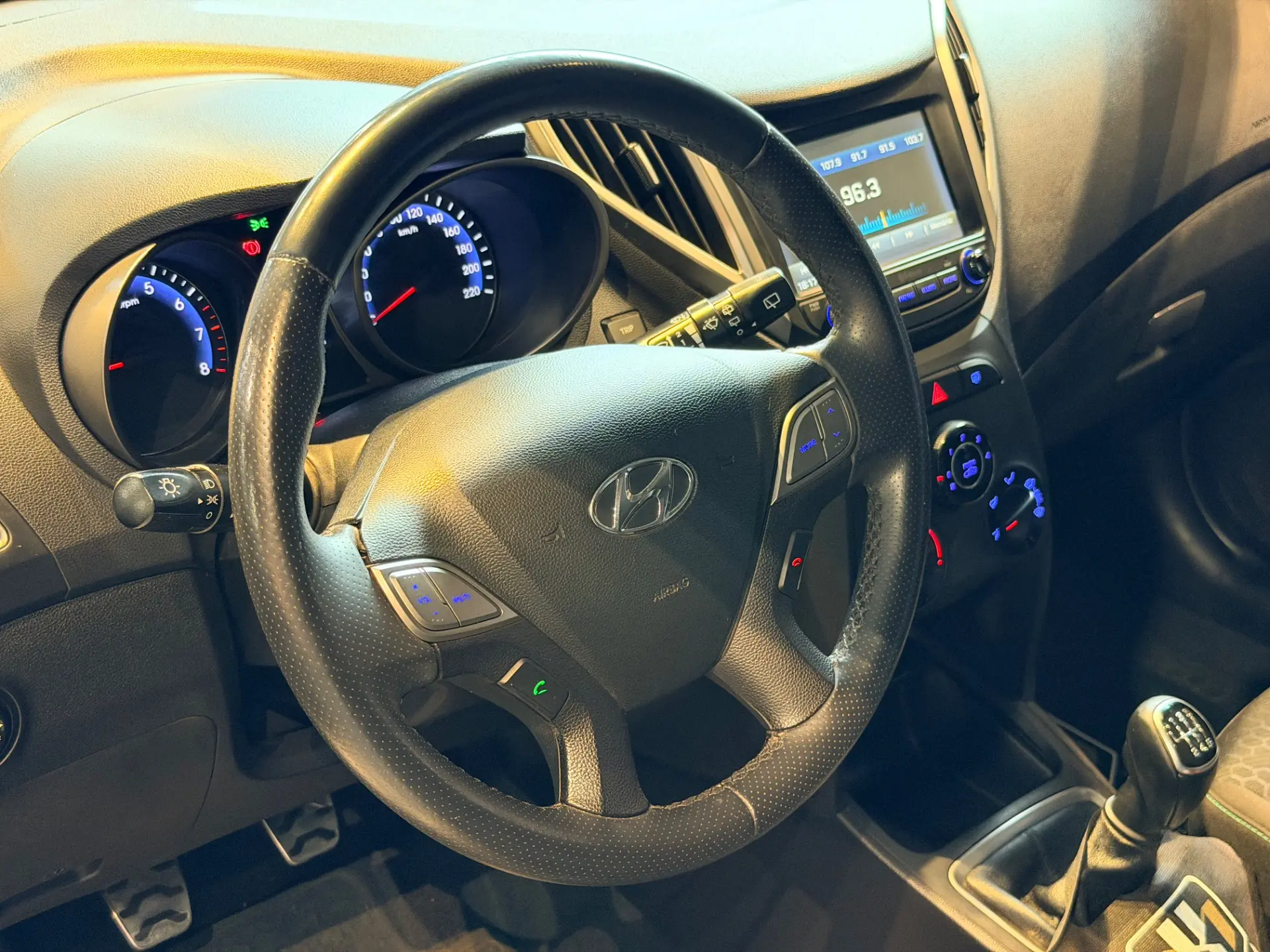 HYUNDAI HB 20 Hatch X - Foto