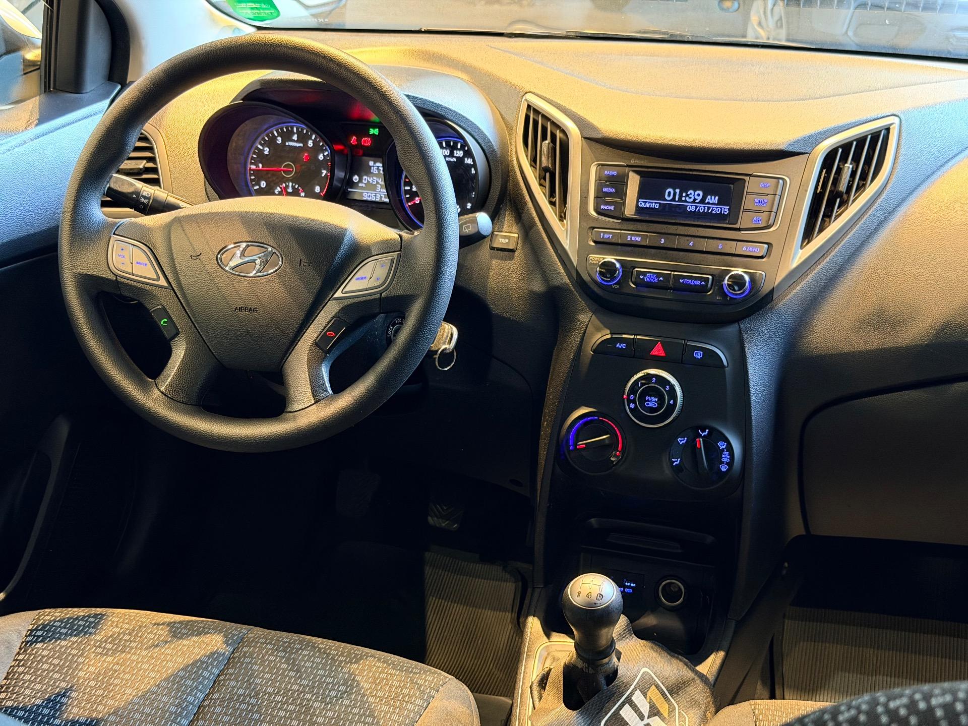 HYUNDAI HB 20 Hatch - Foto