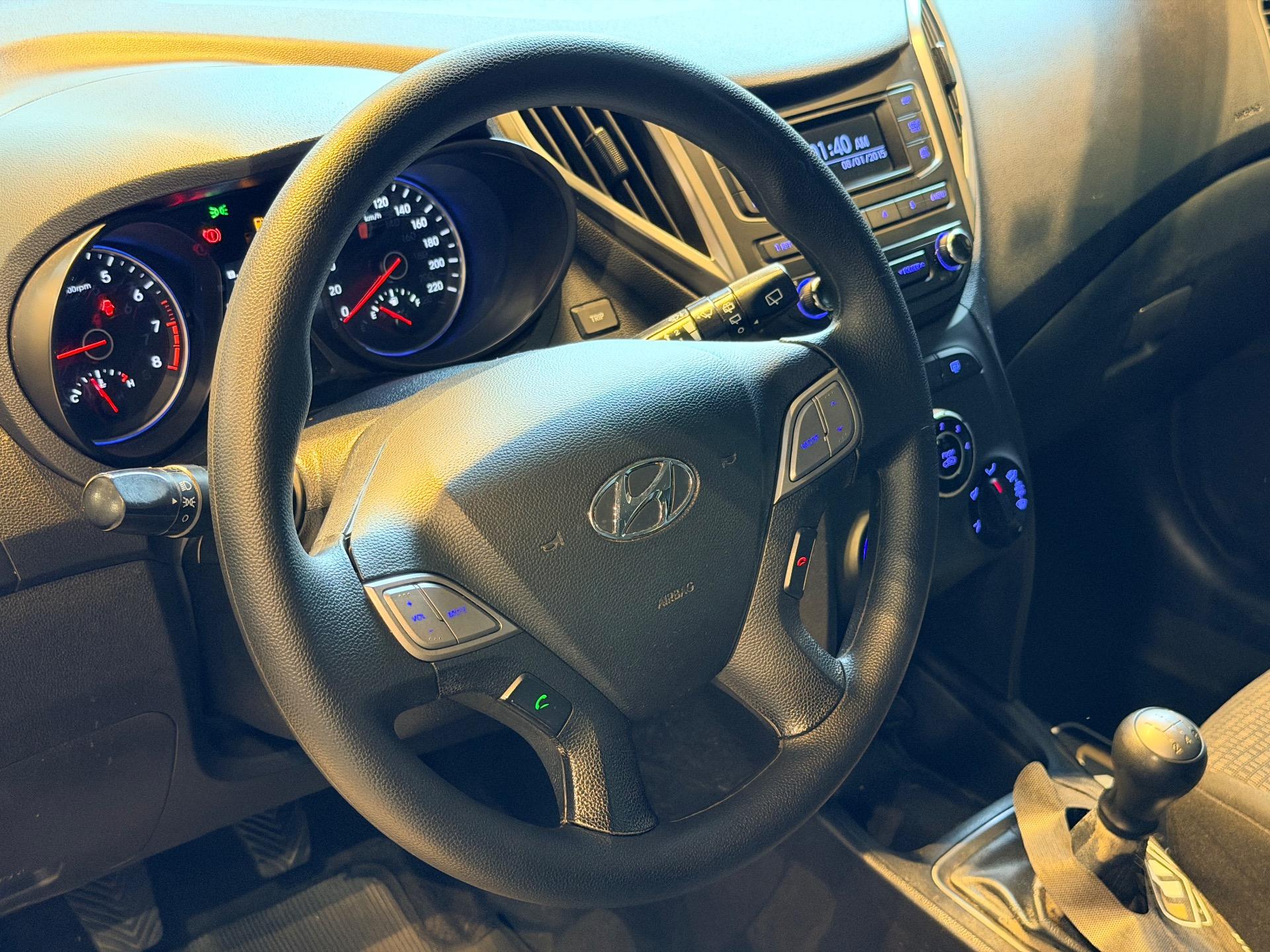 HYUNDAI HB 20 Hatch - Foto