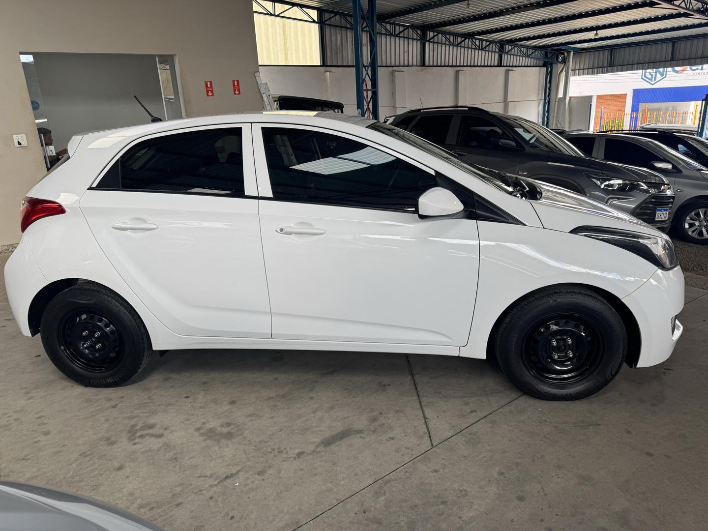 HYUNDAI HB 20 Hatch - Foto