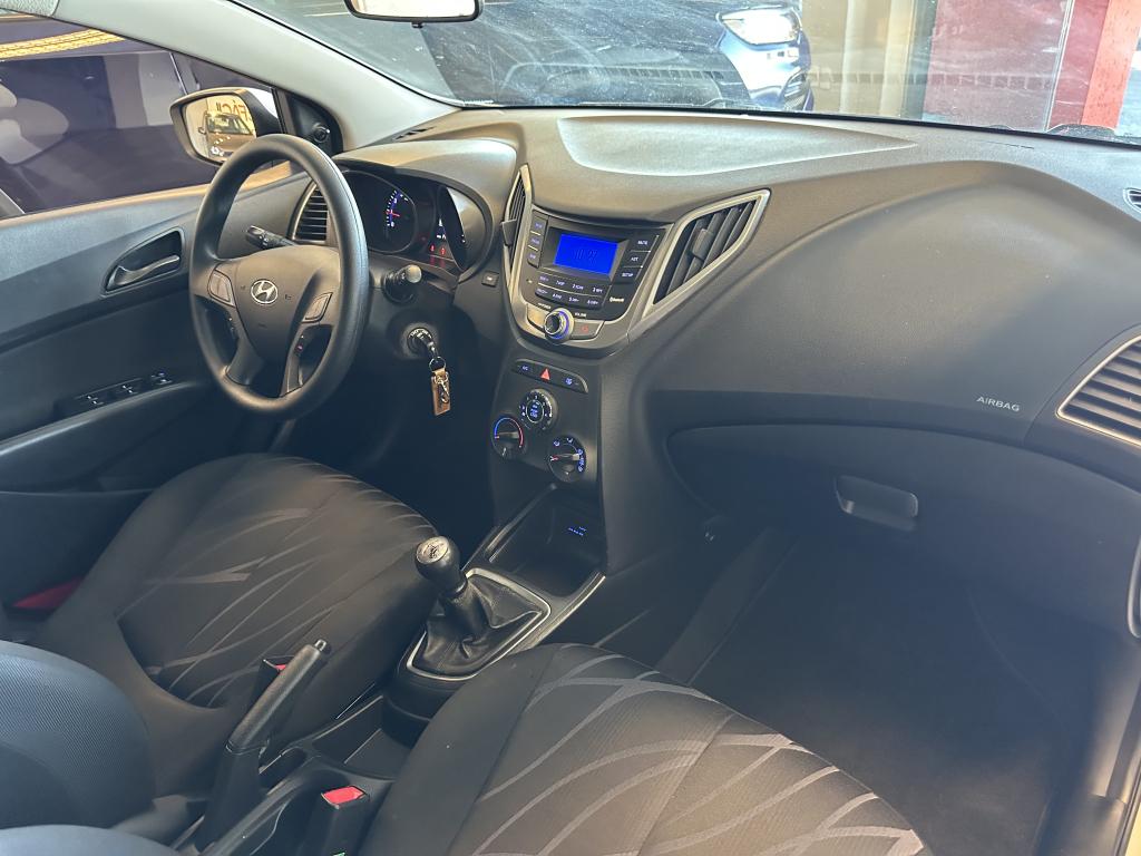 HYUNDAI HB 20 Hatch - Foto