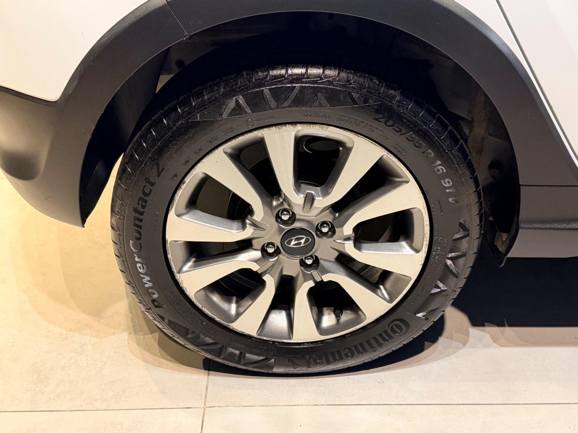 HYUNDAI HB 20 Hatch X - Foto