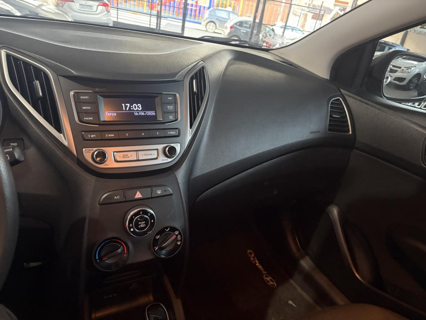 HYUNDAI HB 20 Hatch X - Foto