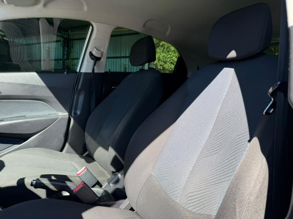 HYUNDAI HB 20 Hatch - Foto