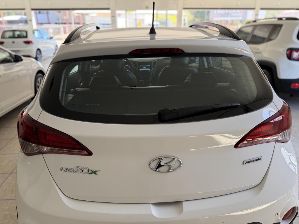 HYUNDAI HB 20 Hatch X - Foto